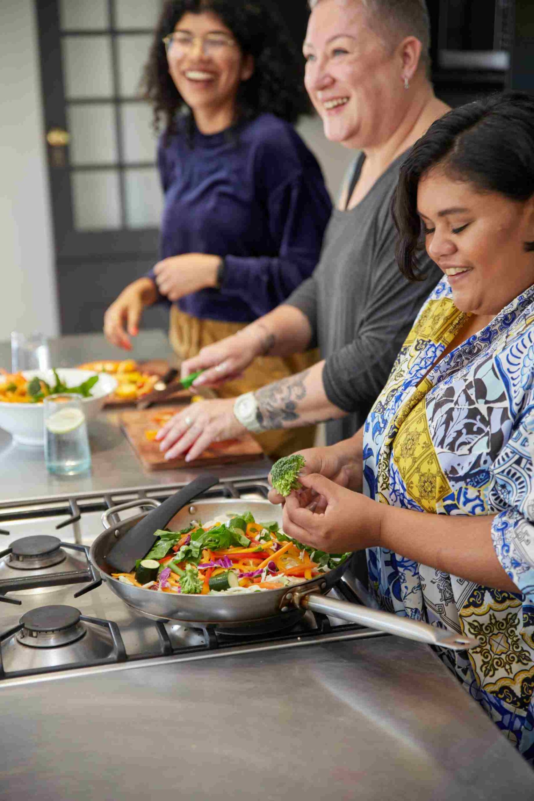 23_A balanced diet for immune support includes fruits, veggies, and lean proteins. Strengthening Your Immune System